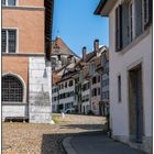 Solothurn - Blick am Zeughaus vorbei zum Riedholzturm