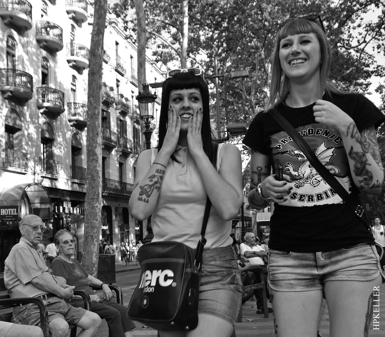 Some days ago in Barcelona, ...young and old on the Ramblas.