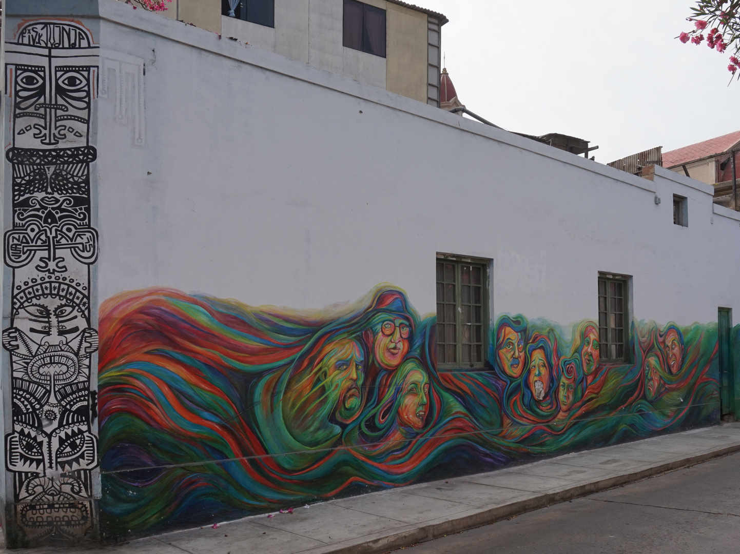 Somewhere in Lima - Immer an der Wand lang