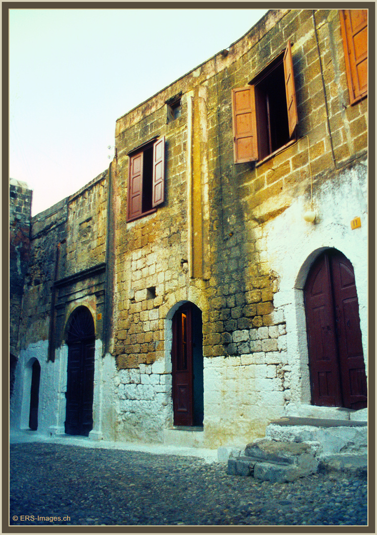 Somewhere Old Town Rhodos 1978  ©