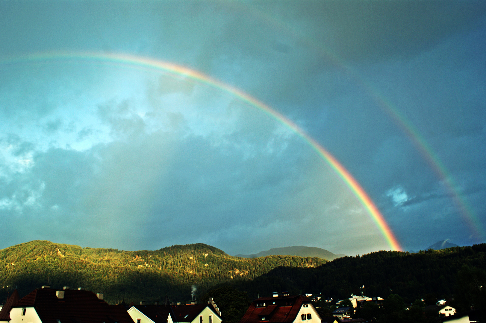 Somewhere over the rainbow.. :)