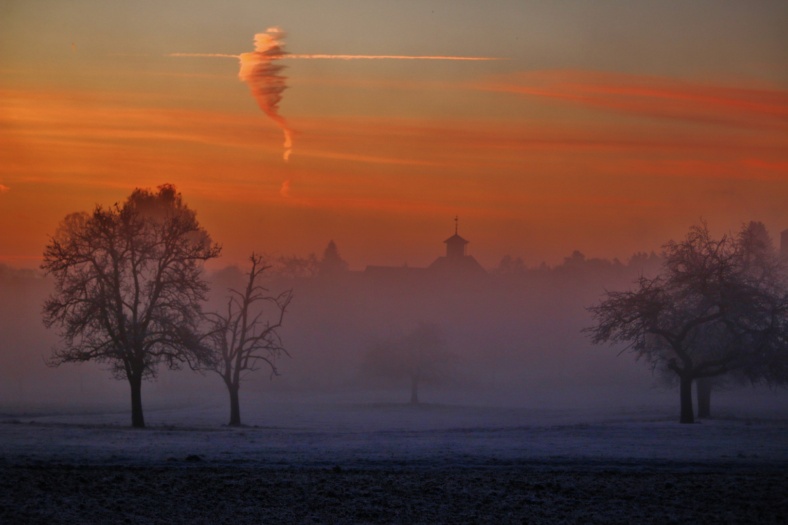 Sommenhardt im Morgennebel