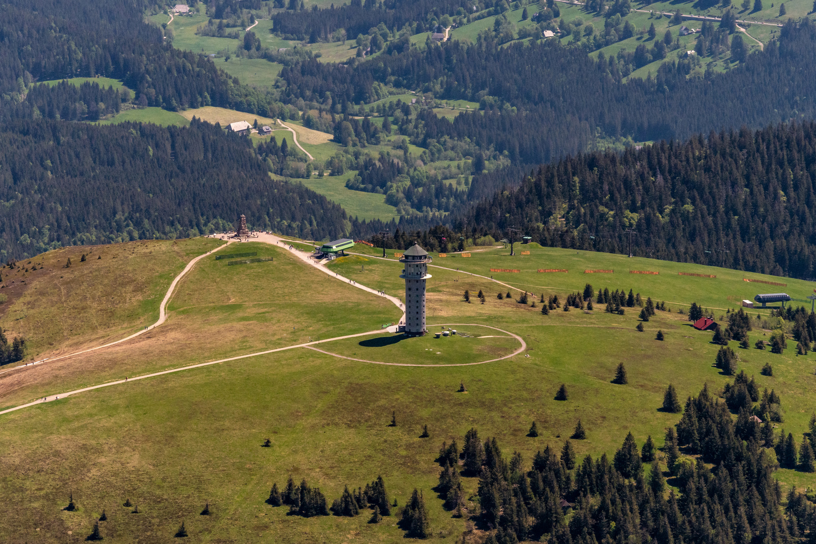 Sommer am Feldberg Turm 