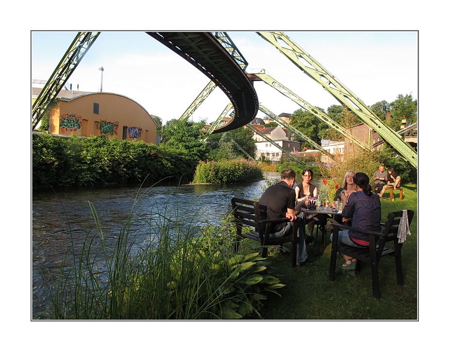 Sommer am Wupperufer