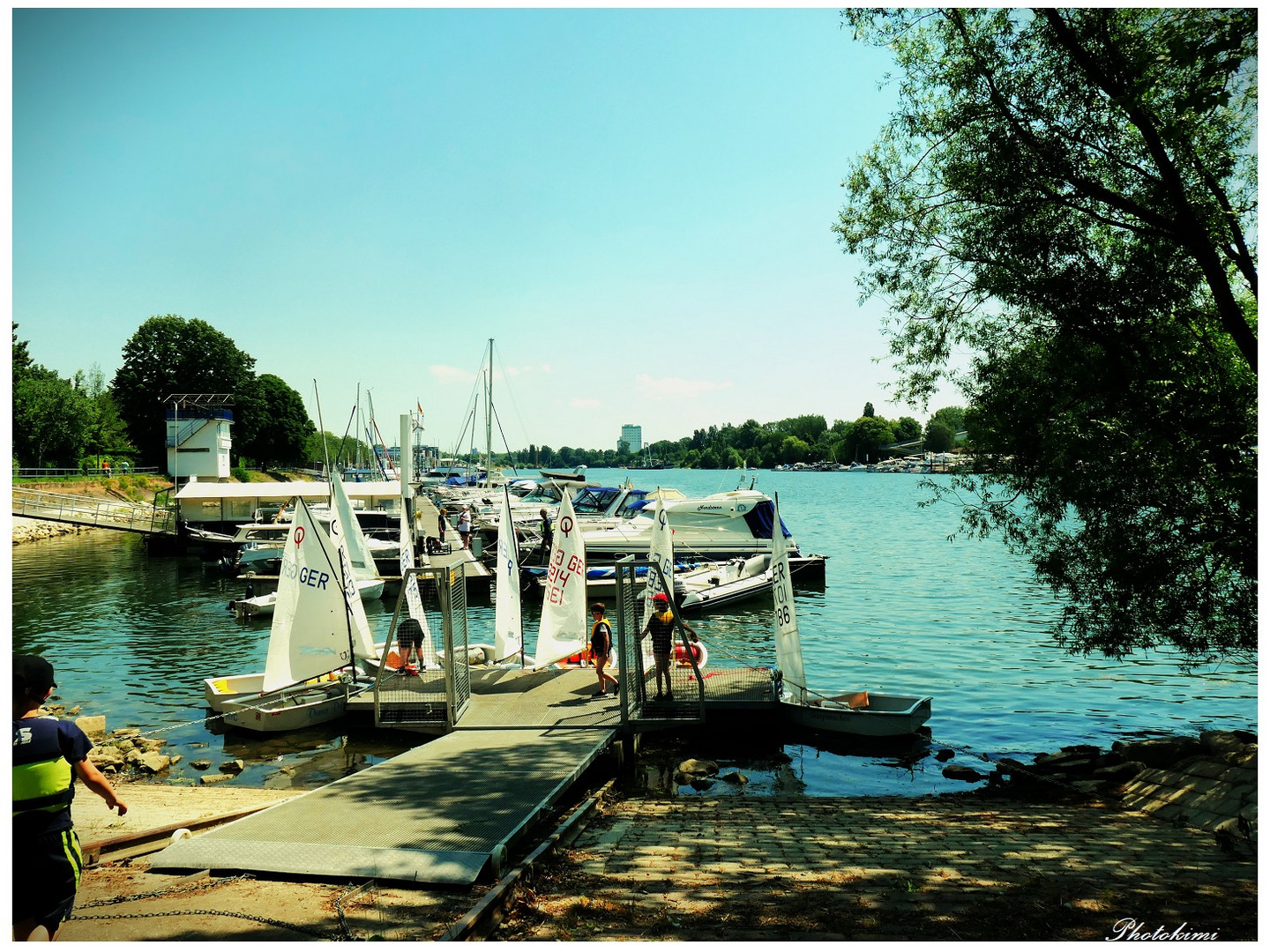 Sommer im Bootshafen/Schierstein