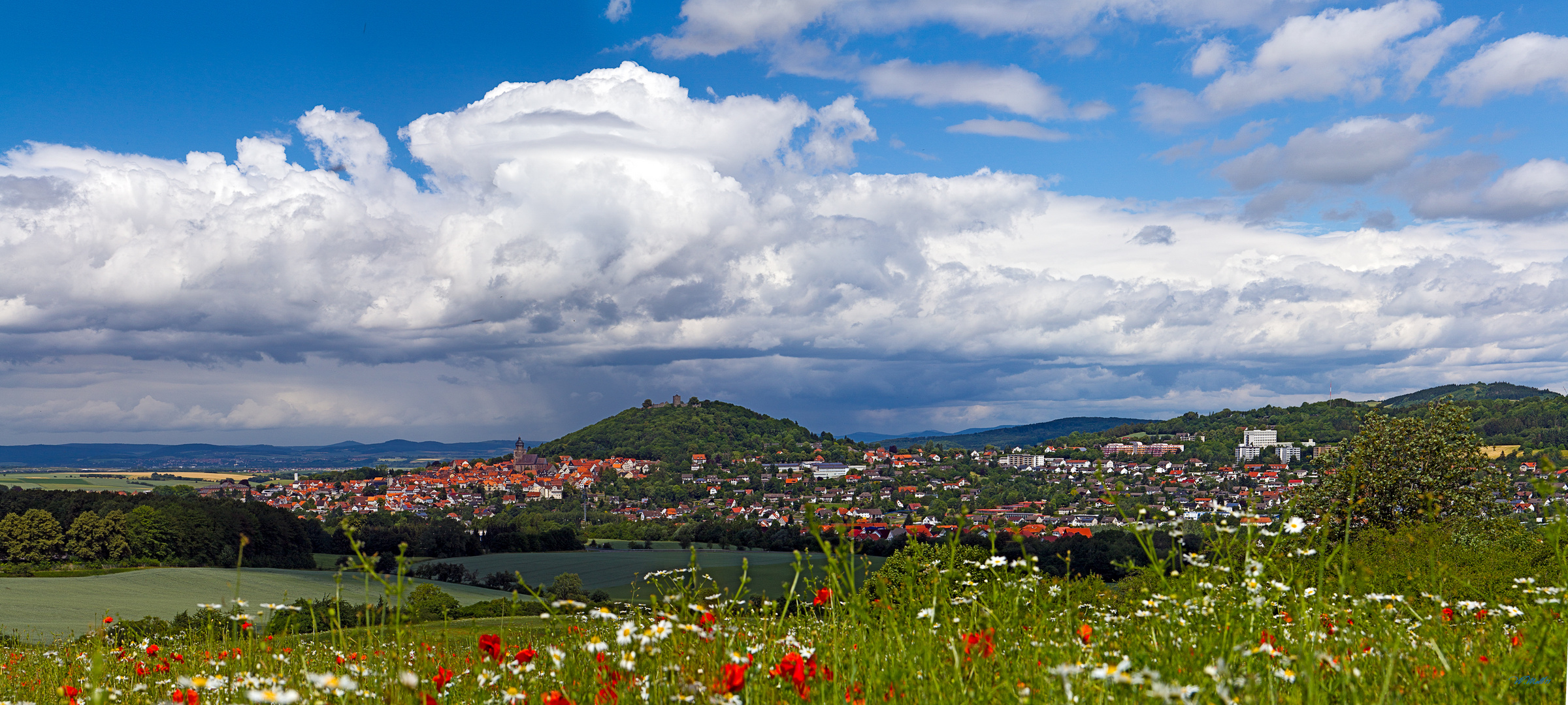 Sommer in deutscher Kleinstadt