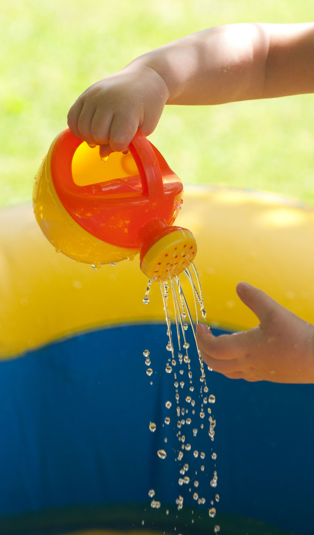 Sommer, Sonne, Gießkanne