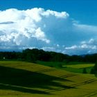 Sommer/ Wolkenberge über Feldern