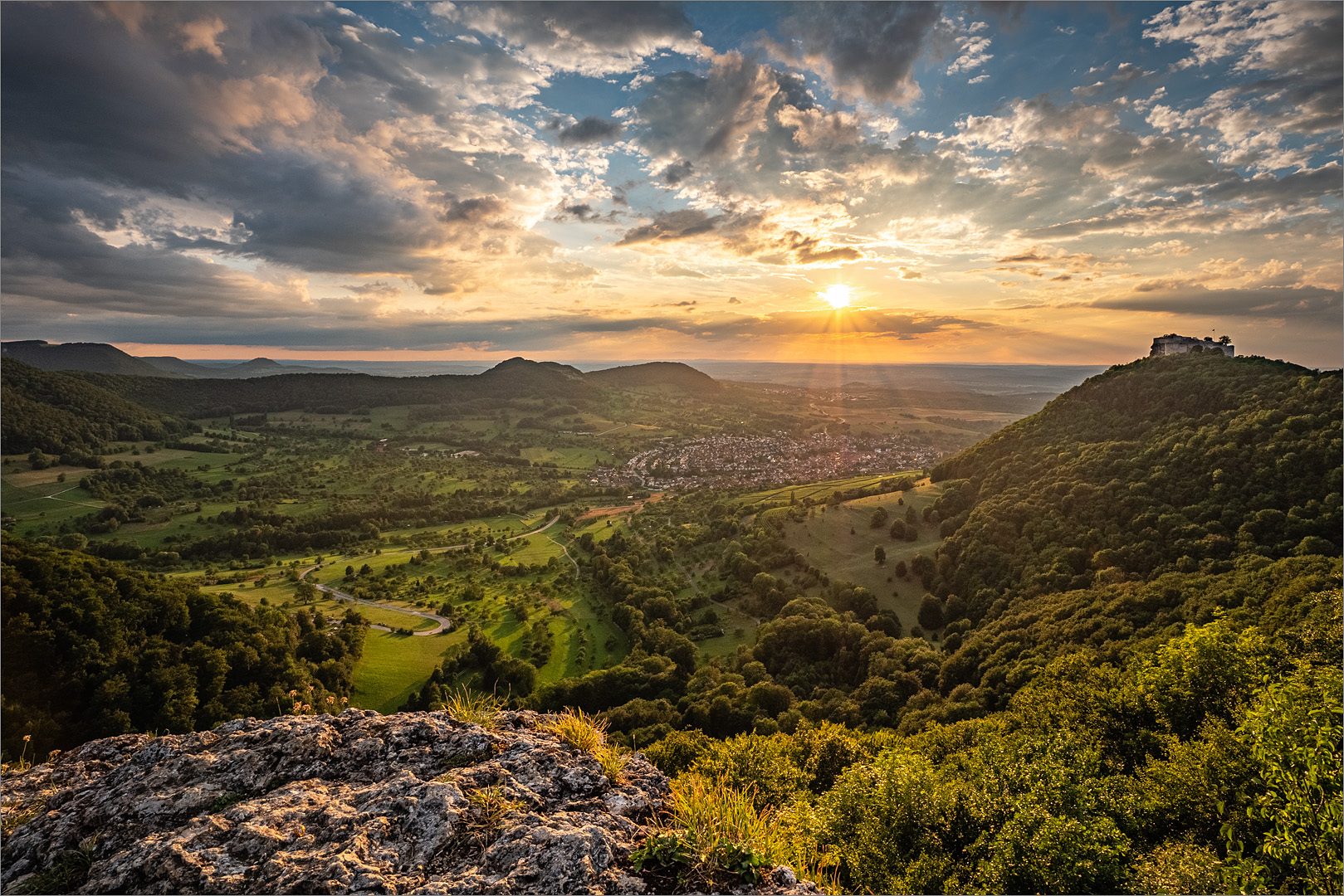 Sommerabend am Albtrauf 