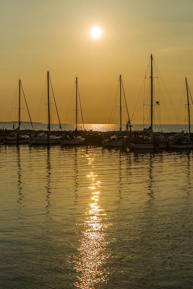 Sommerabend am Hafen von Timmendorf auf Poel