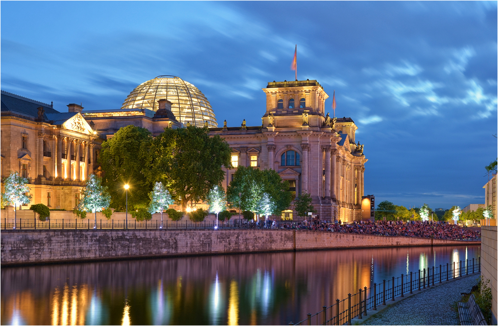 Sommerabend am Reichstag 1.1