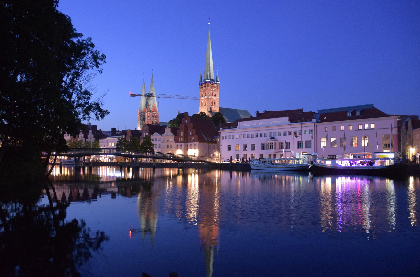 Sommerabend an der Obertrave in Lübeck