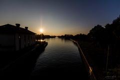 Sommerabend an der Schleuse am Dattelner Meer ( Wesel-Datteln-Kanal)