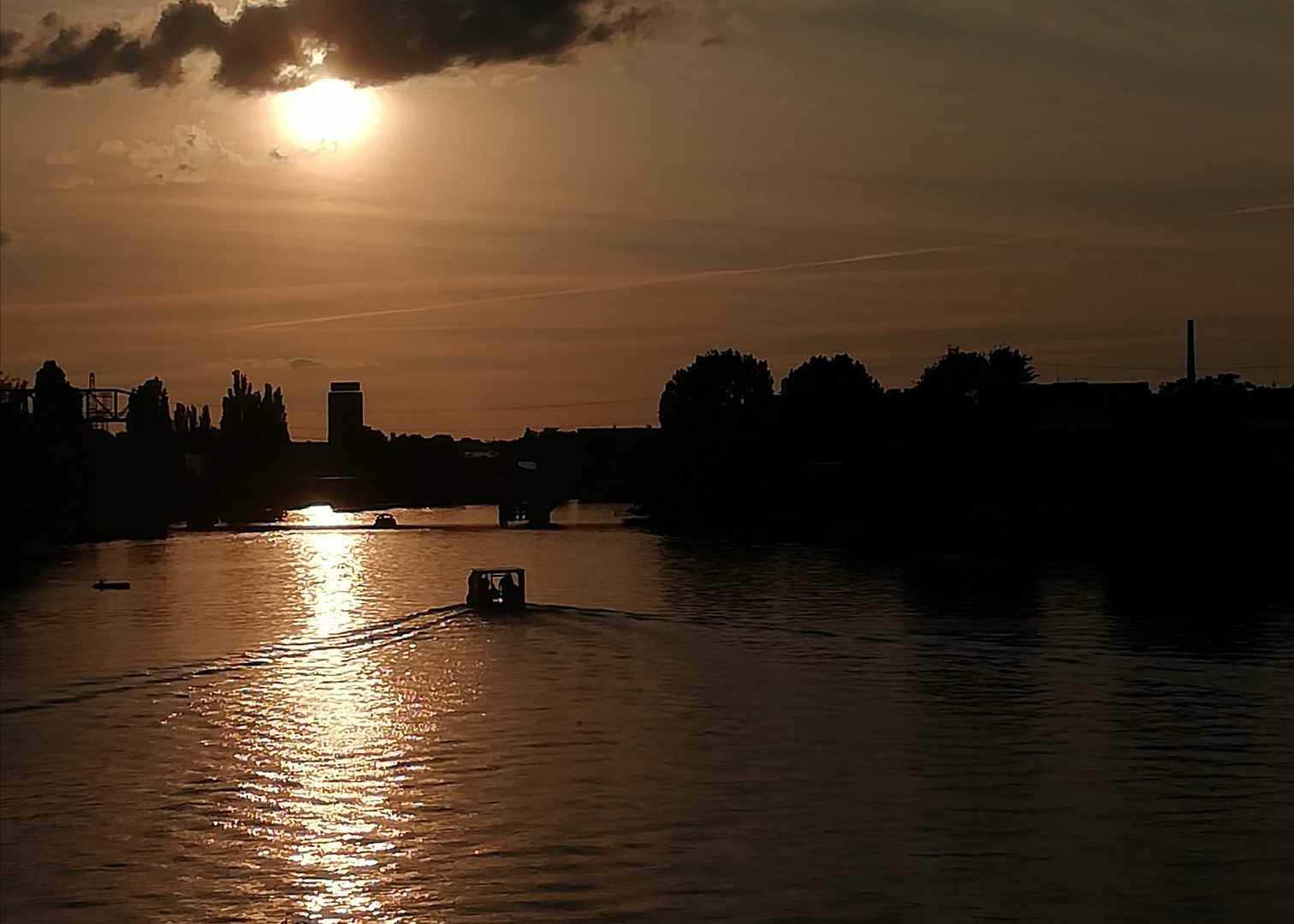 Sommerabend an der Spree