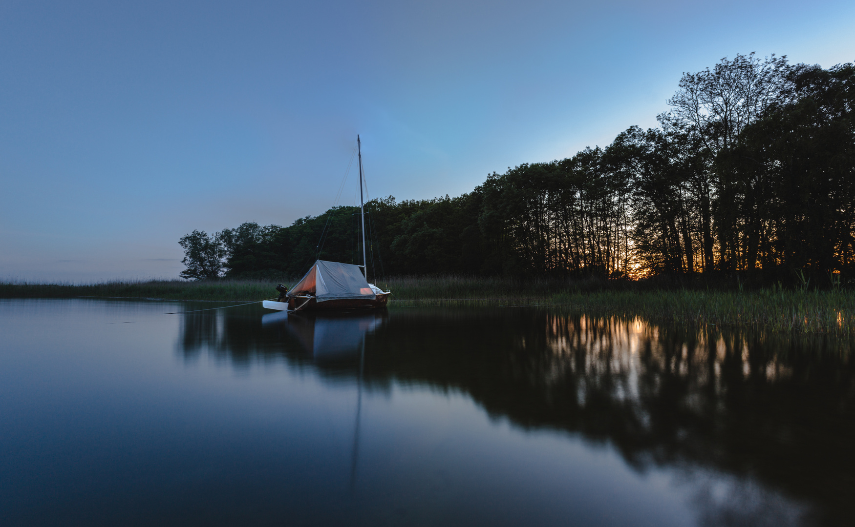 Sommerabend auf dem Wasser