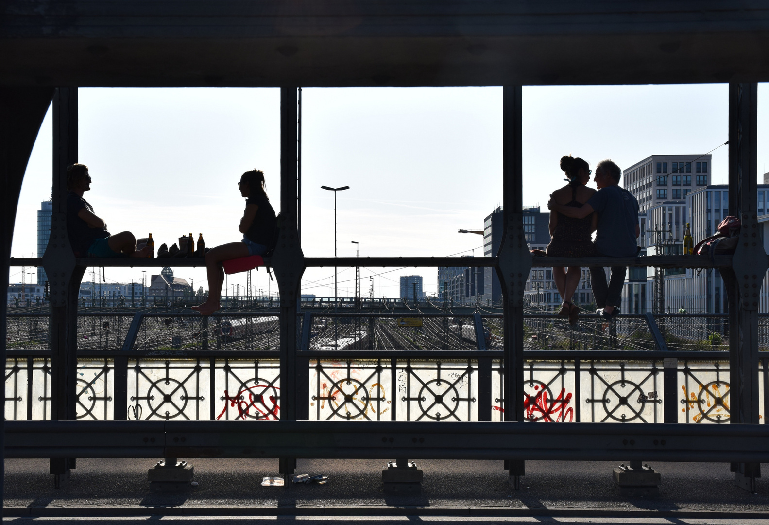 Sommerabend auf der Hackerbrücke