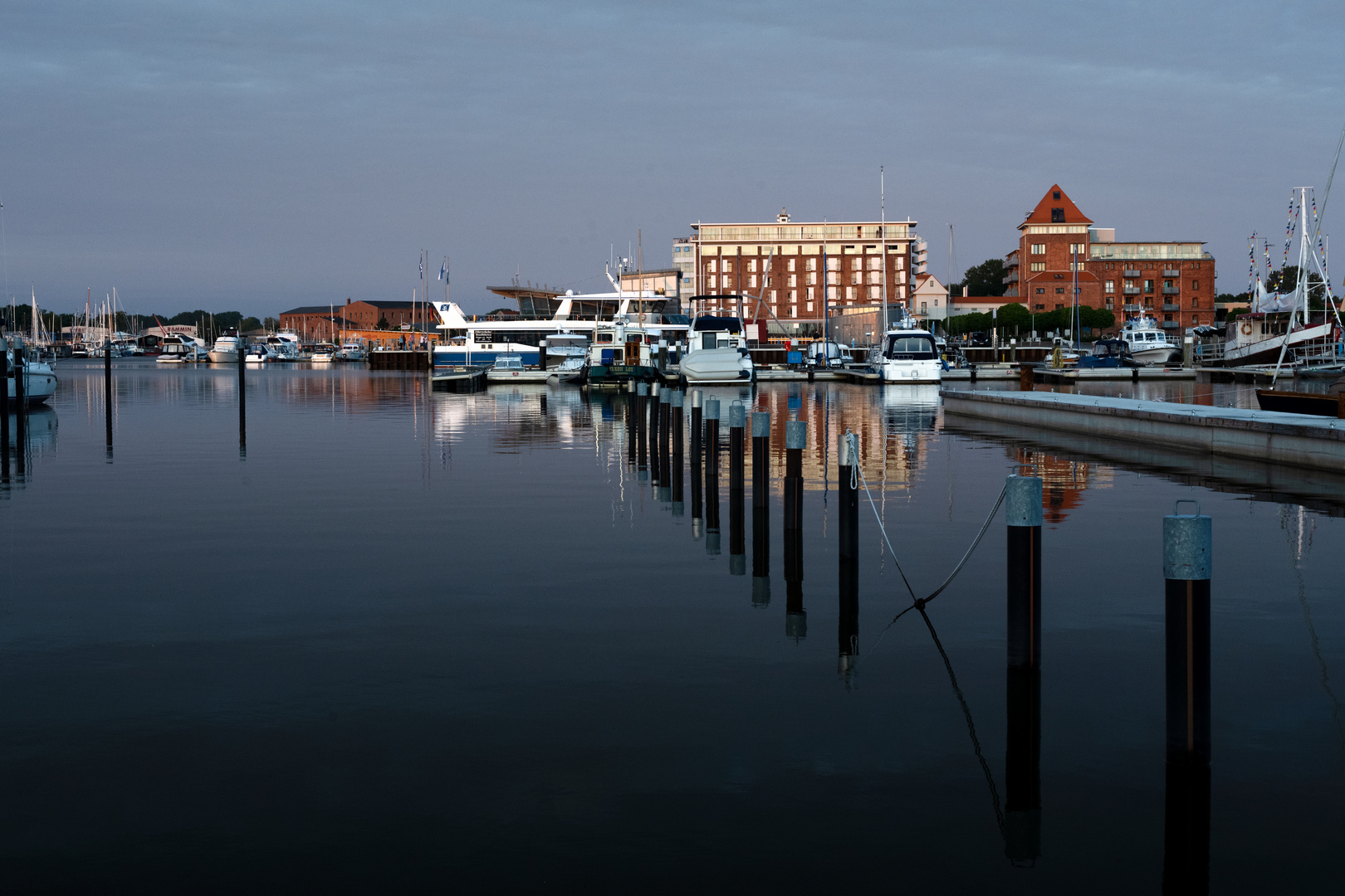 Sommeranfang im Barther Hafen 9