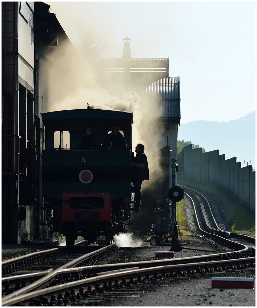 Sommerdampf in Rot Weiß Rot II