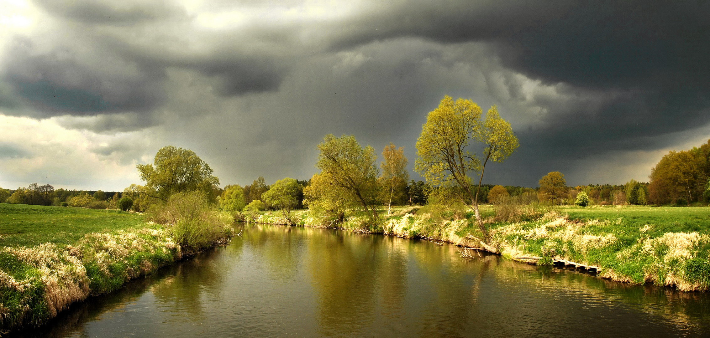 Sommergewitter über der Neiße