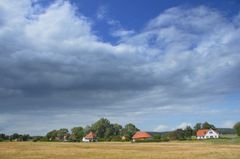 Sommerlich zu dem Max Taut Häuser Hiddensee 