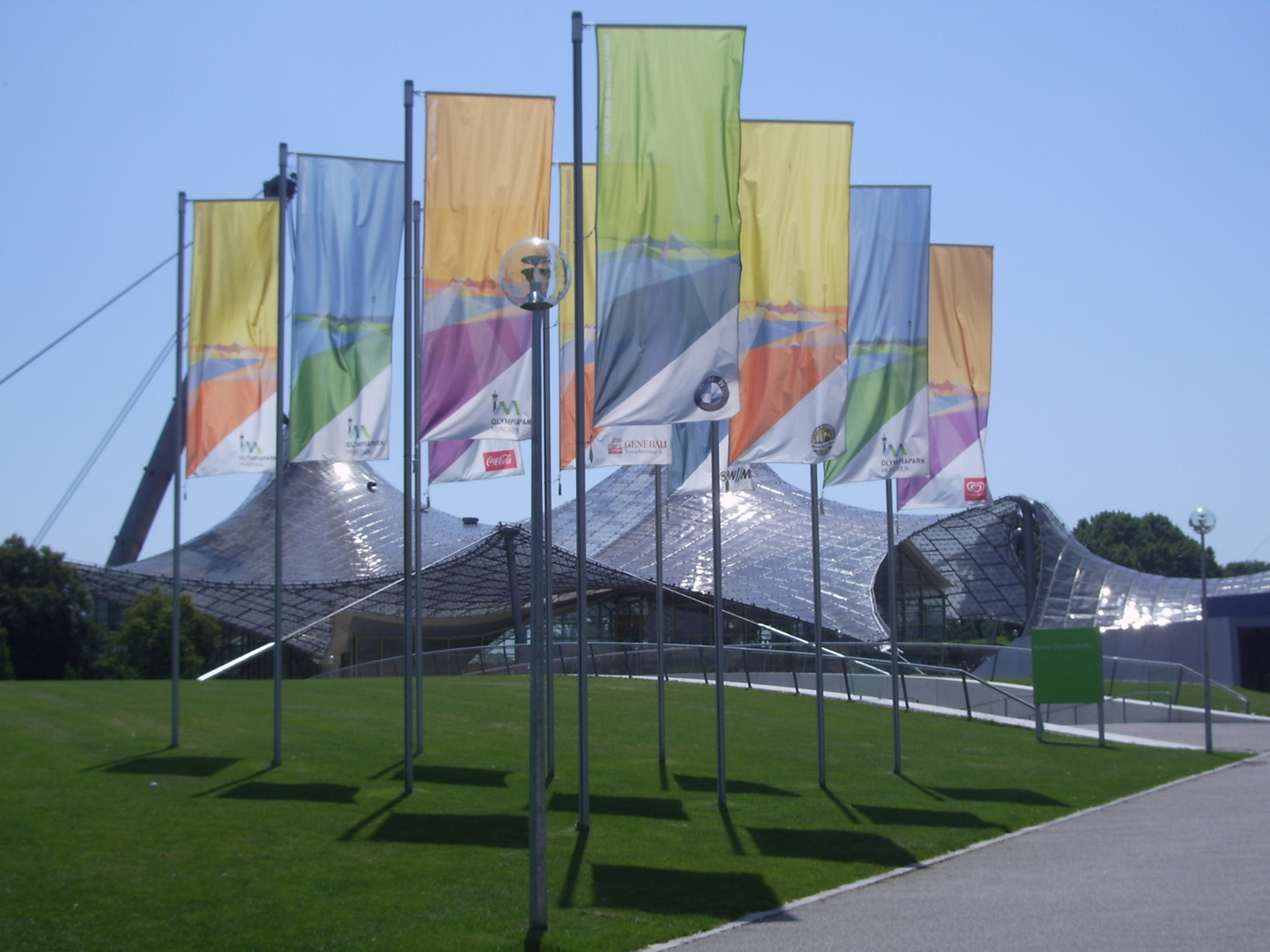 Sommerliche Impression vom Olympiapark in München