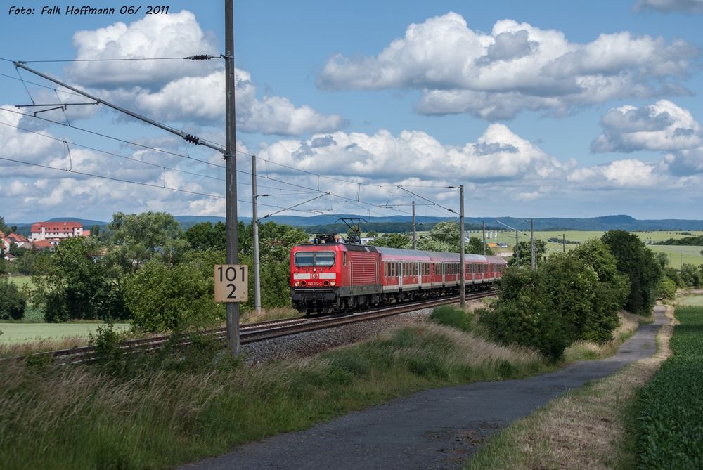 Sommerlicher Reisezug