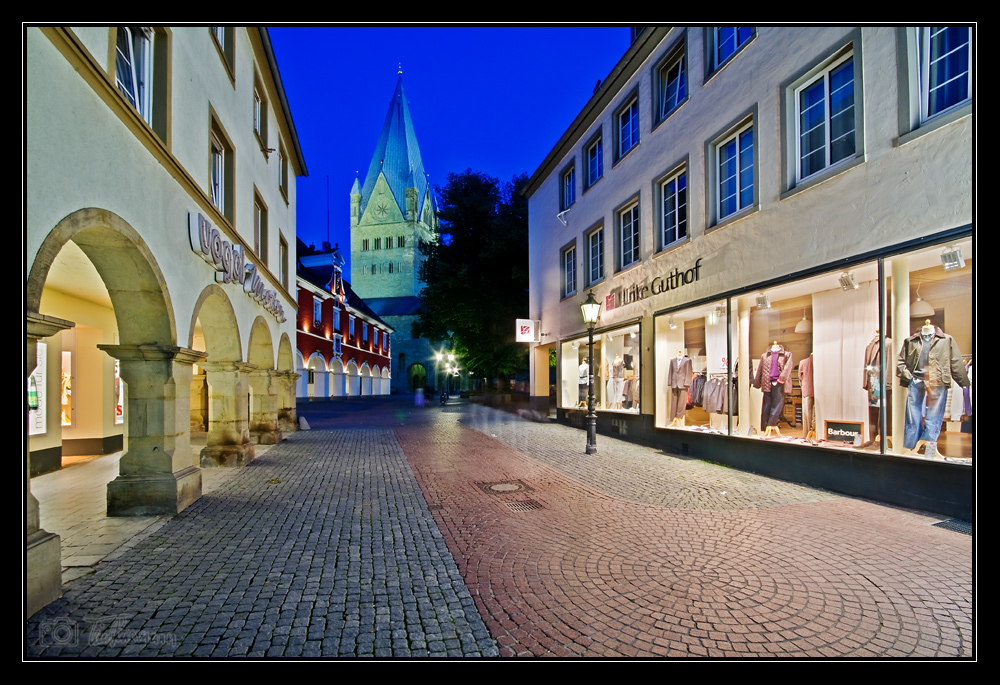 sommerlicher stadtspaziergang in blau #1