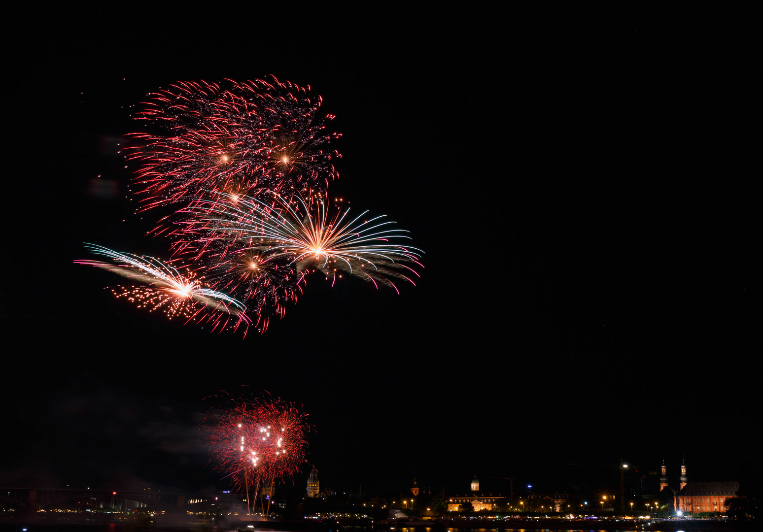 Sommerlichter 2018 - Feuerwerk über Mainz 02