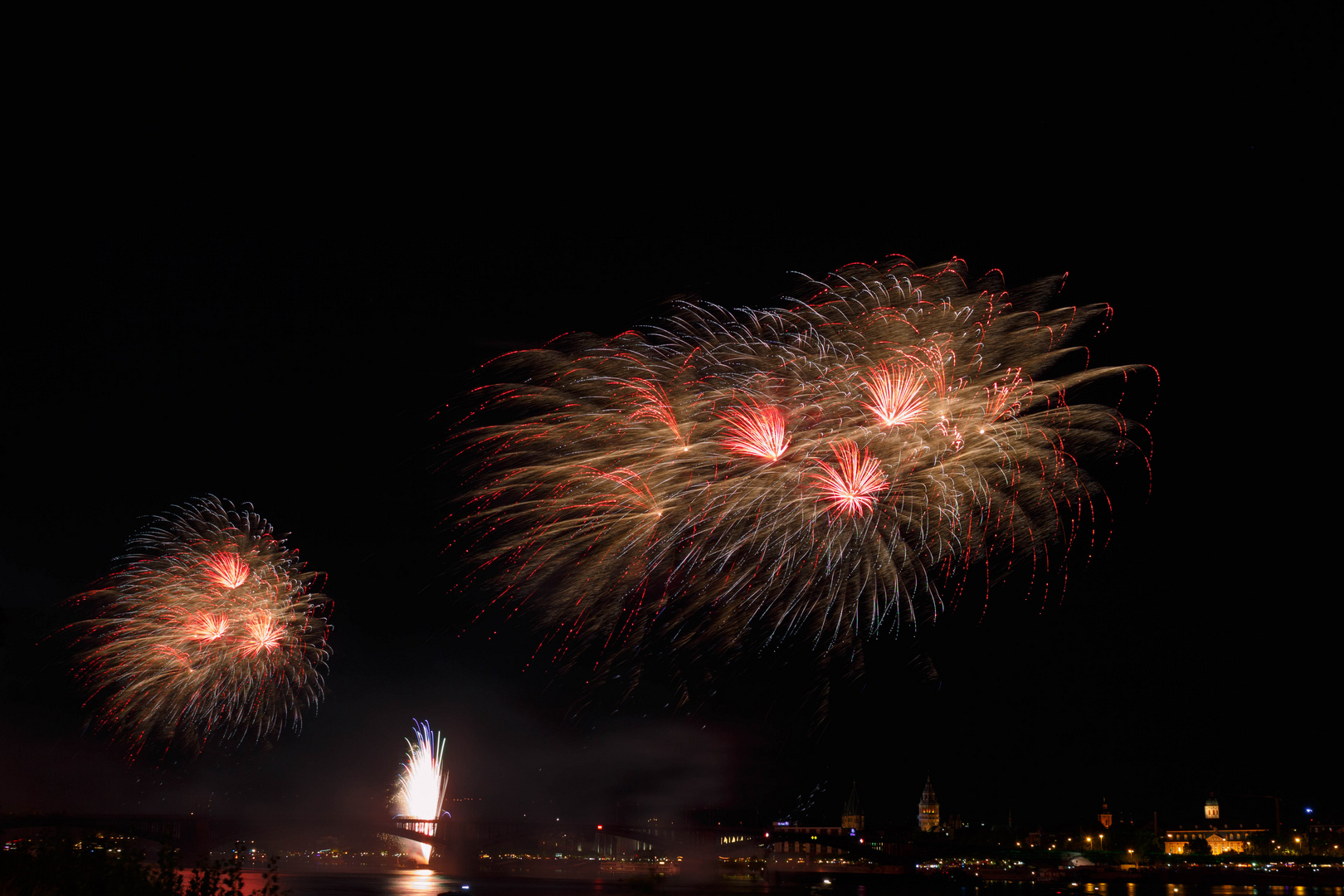 Sommerlichter 2018 - Feuerwerk über Mainz 03