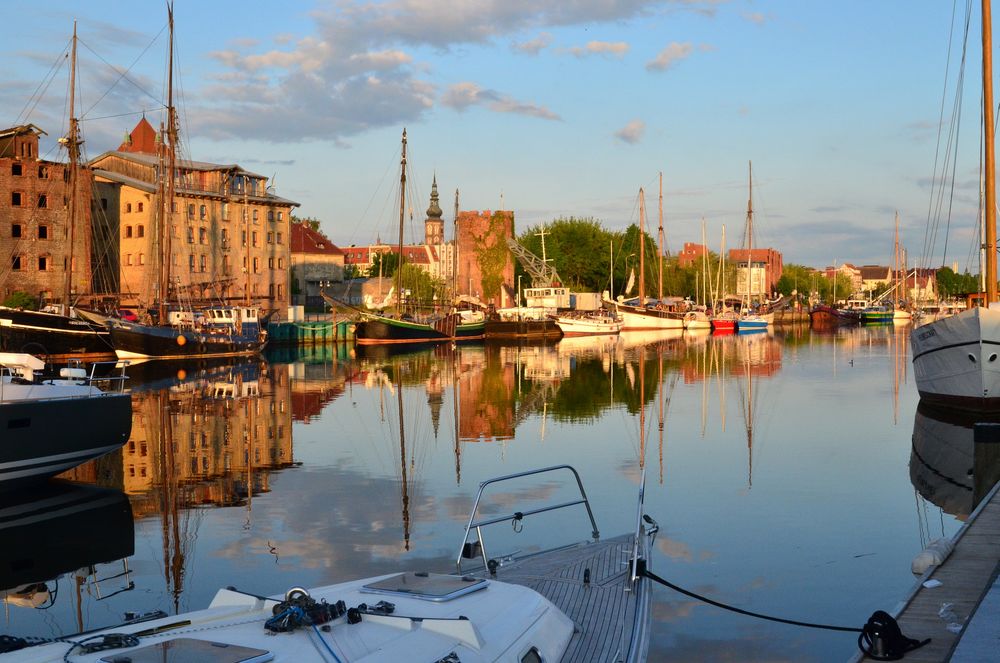 Sommermorgen am Greifswalder Hafen III