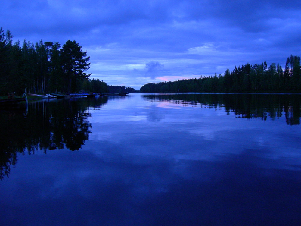 Sommernacht am See Foto &amp; Bild | europe, scandinavia, finland Bilder ...