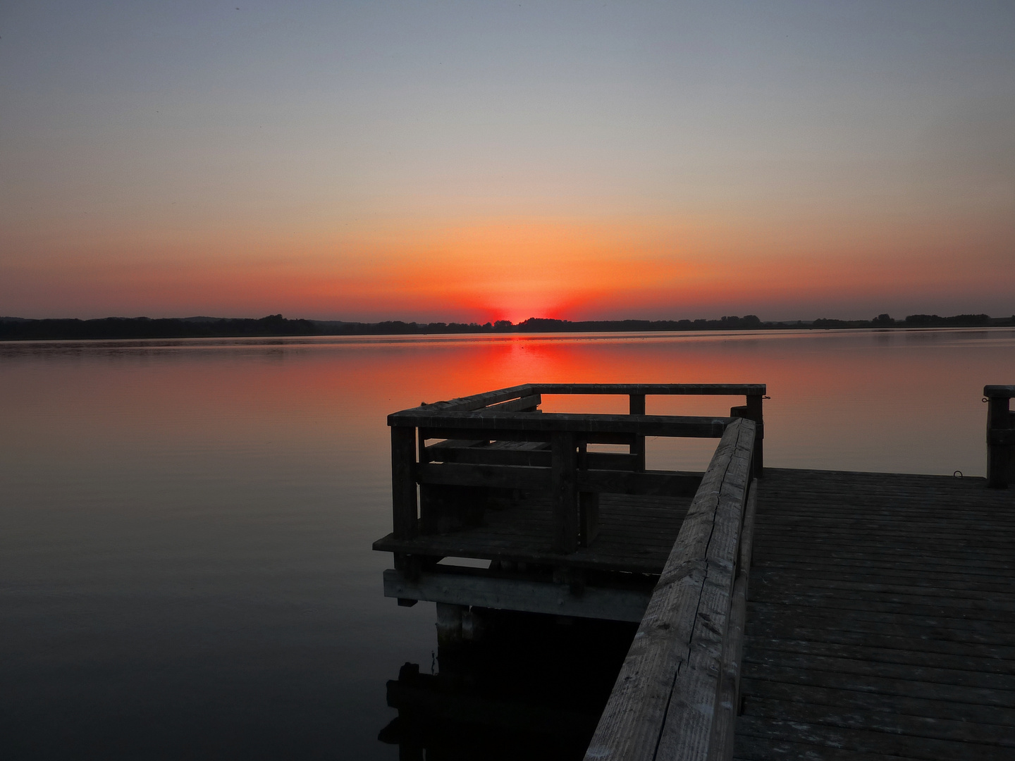 Sommersonnenuntergang am Teterower See