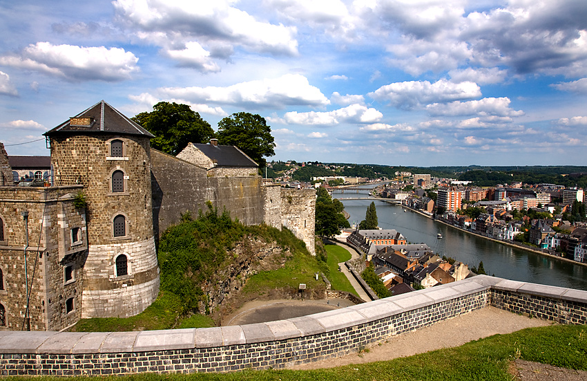 Sommertag über der Meuse