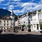 Sommerurlaub 2022 in Meran - Der Theaterplatz 