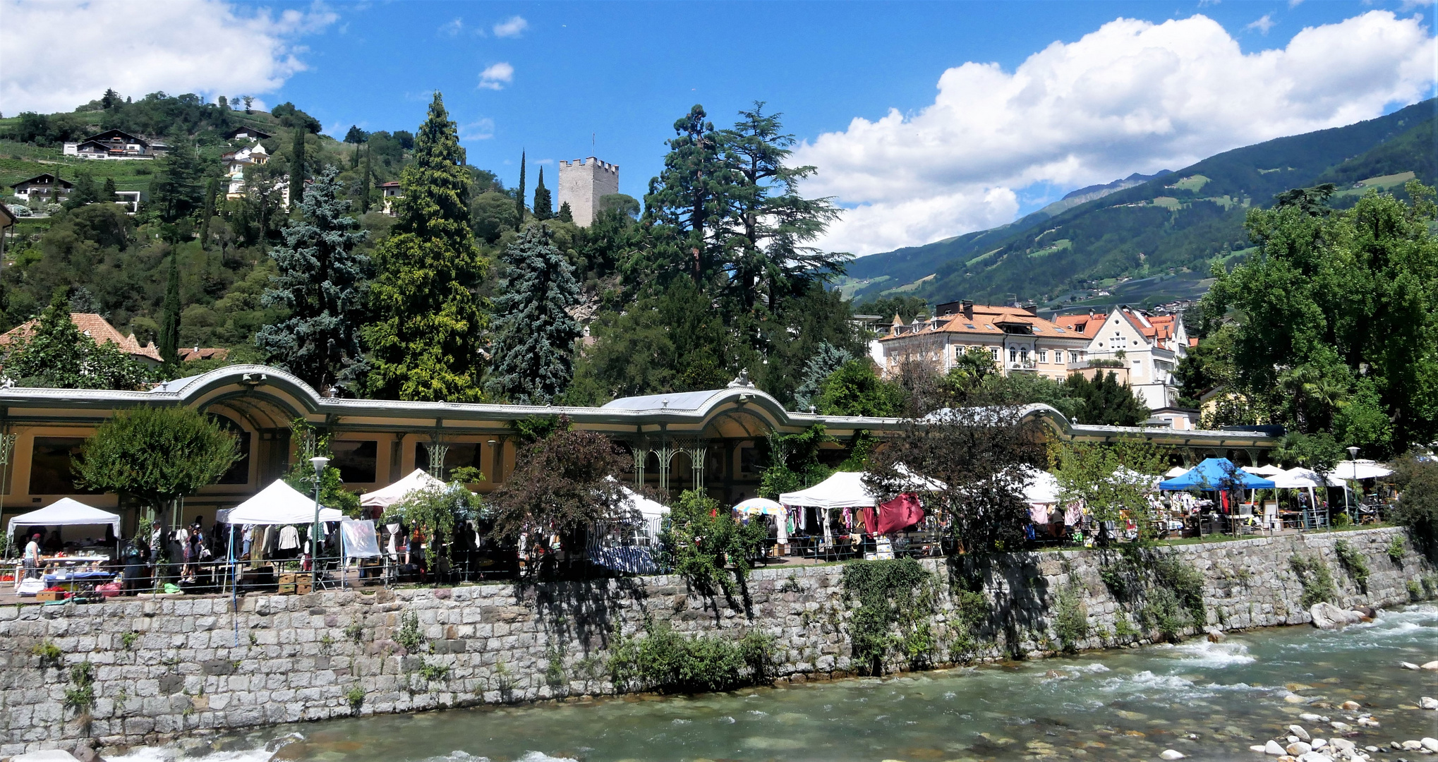 Sommerurlaub 2022 in Meran - Winterpromemade mit Wandelhalle 