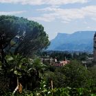 Sommerurlaub 2023 in Südtirol - Meran mit St. Nikolaus und Durchblick zum Gantkofel