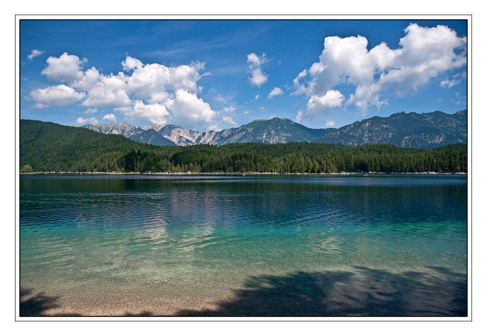 Sommerwolken hinter dem Eibsee