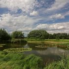 Sommerwolken überm Regenbecken