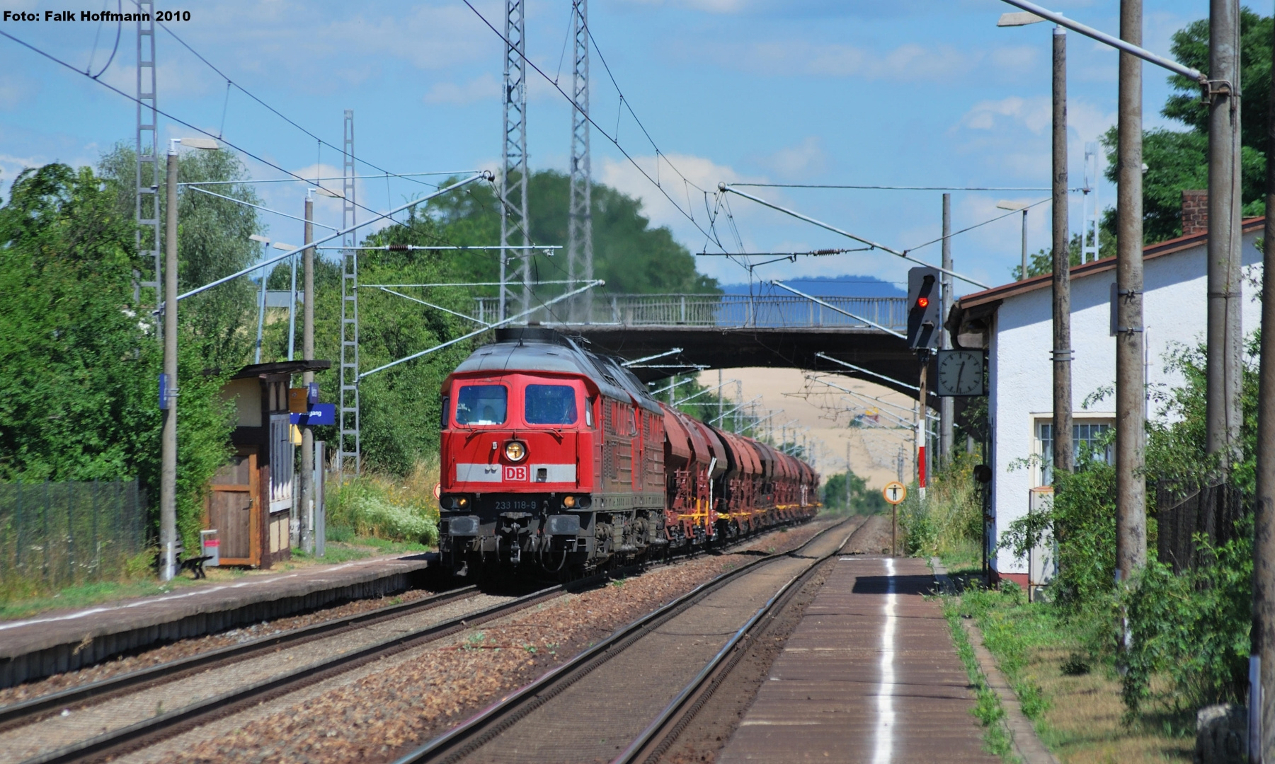 Sommerzeit - Erntezeit - Getreidezugzeit