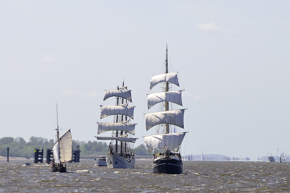 Son büschen Wind, kam auch von See