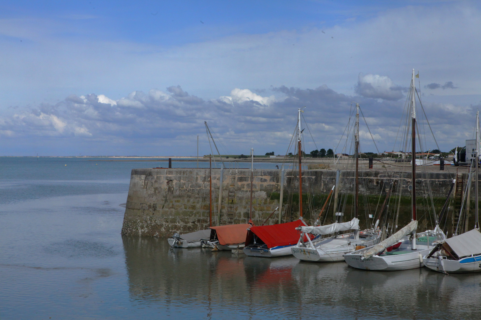 SONATE EN RE Le Môle de la Flotte