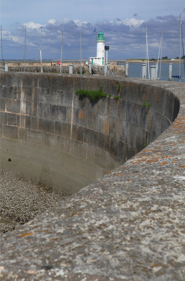 SONATE EN RE Le phare de la Flotte