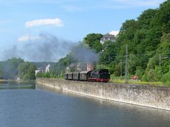 Sonderzug an der Ruhr