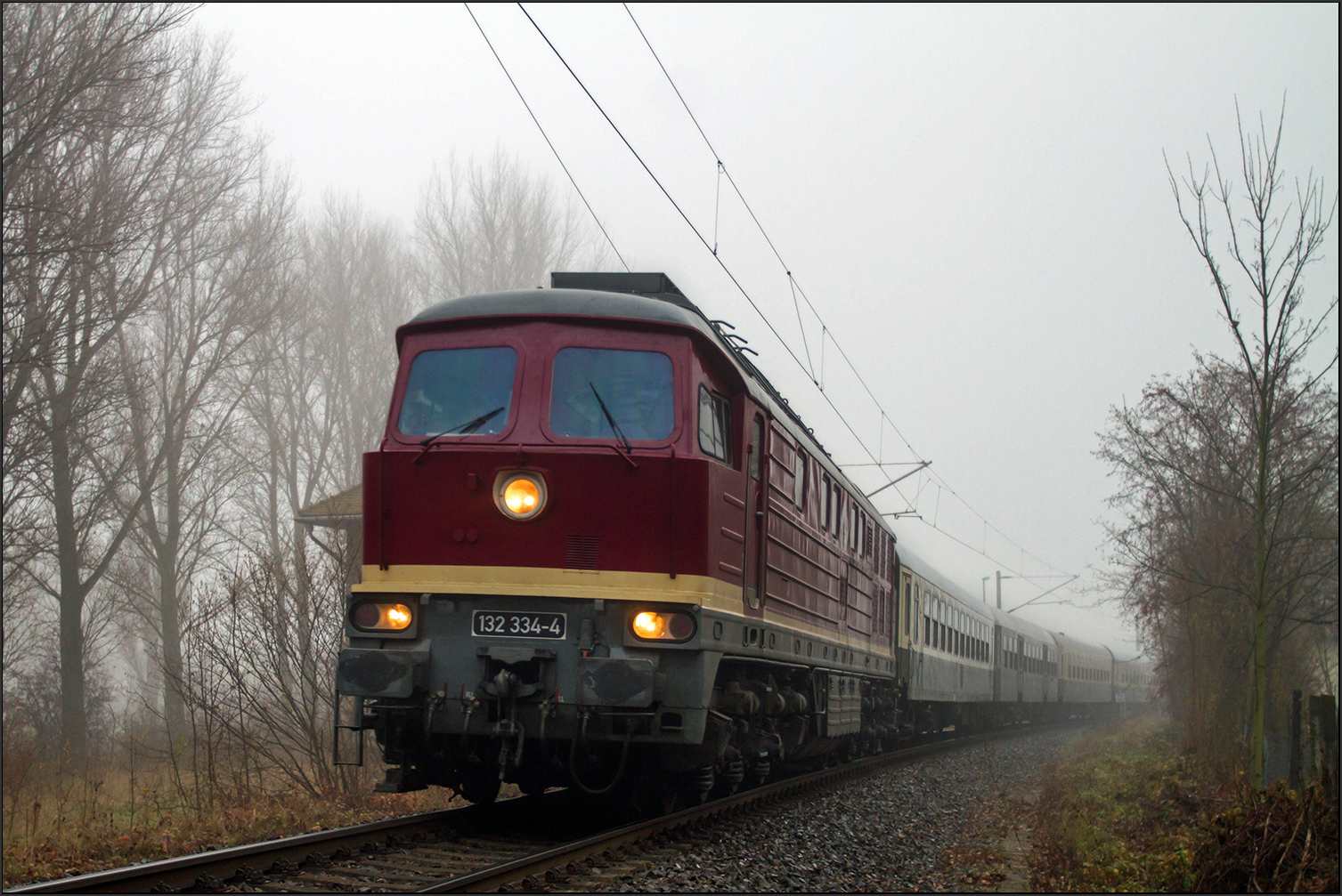 Sonderzug im Nebel