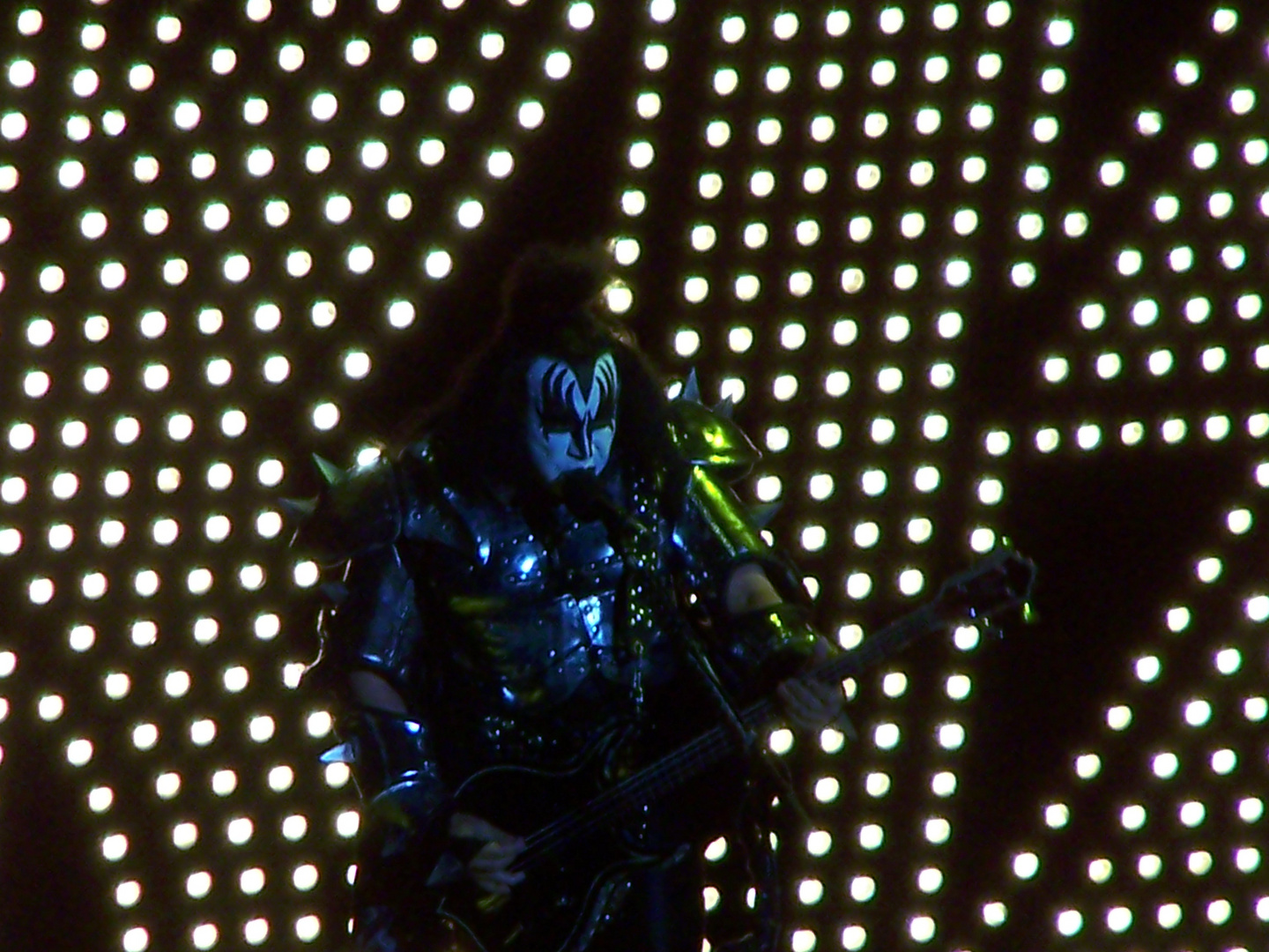 Sonic Boom Over Europe 2010, Gene Simmons