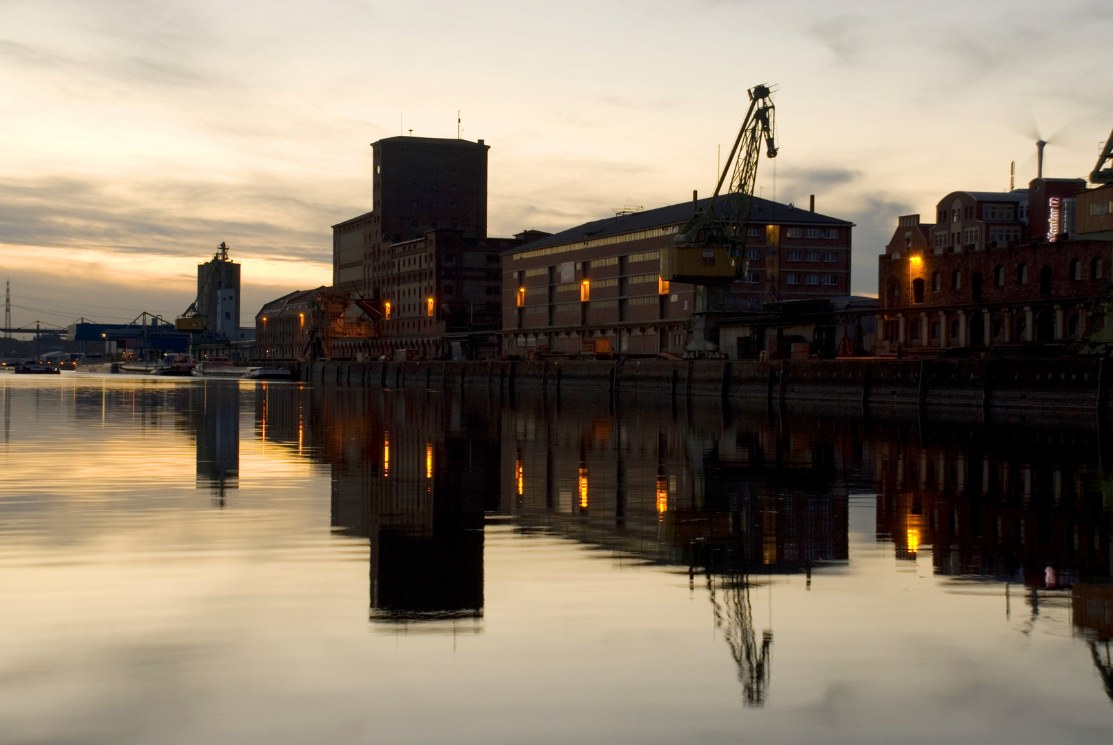 Sonnabend im Hafen