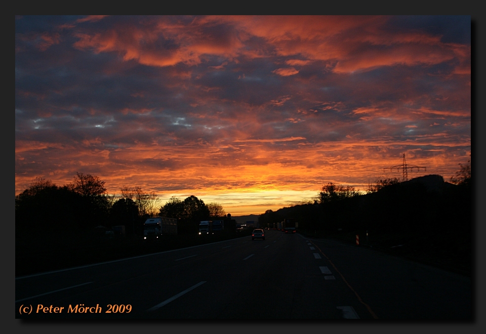 Sonnanaufgang auf der A6