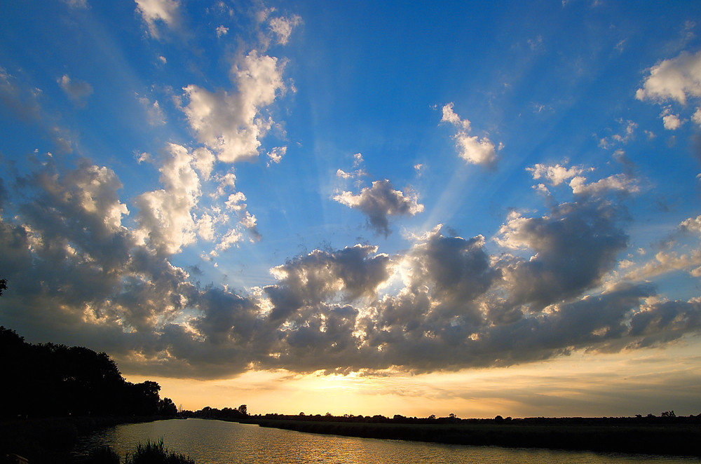 Sonne durch die Wolken