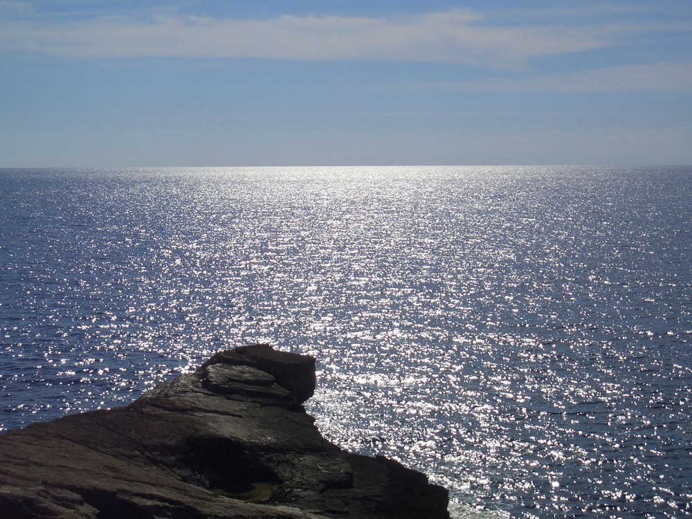 Sonne funkelt auf dem Meer