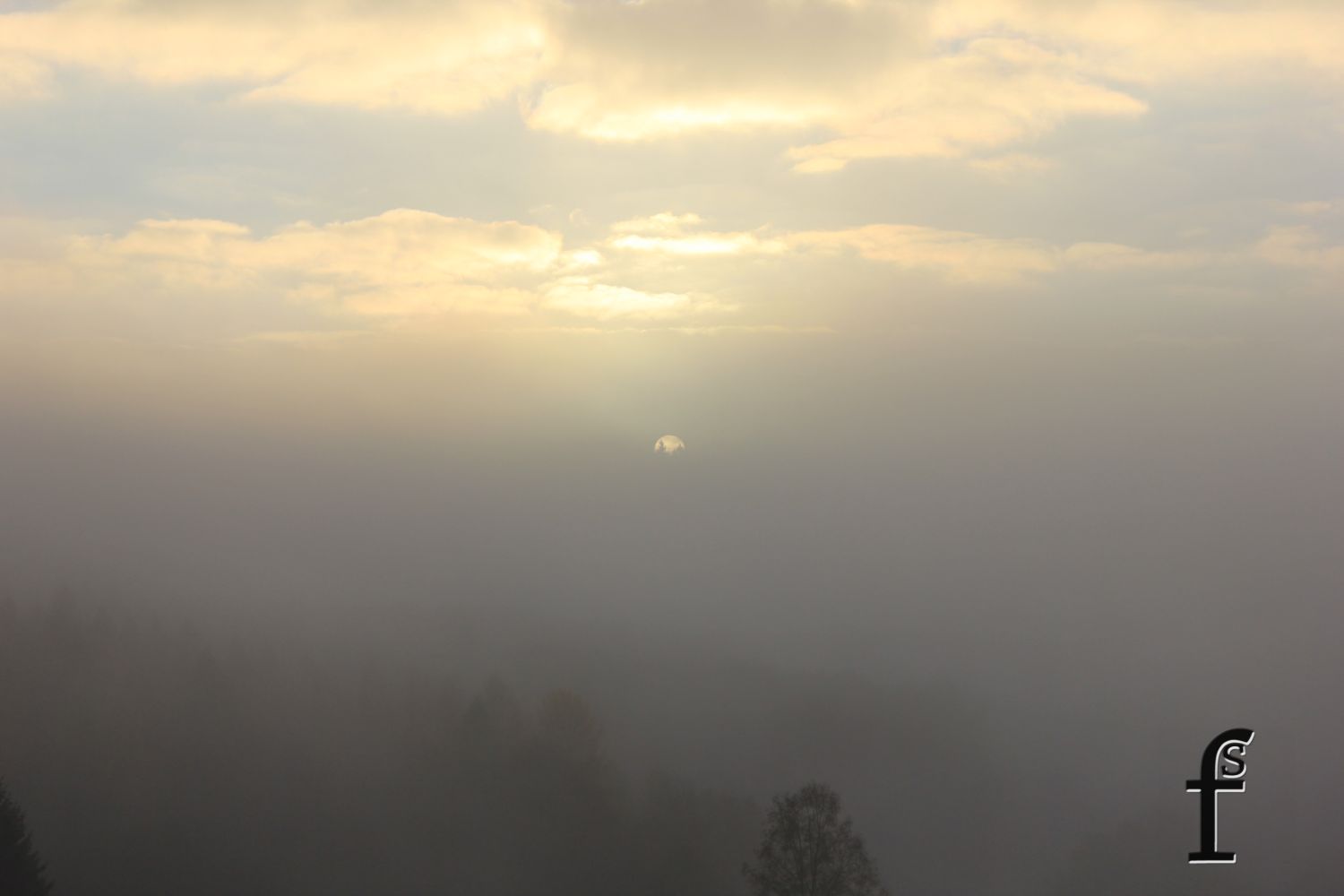 Sonne im Kampf II